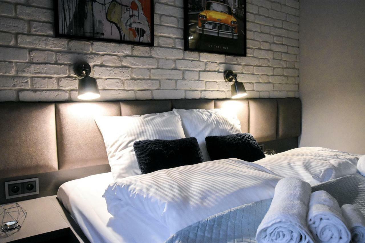 Your Private 5-Star Home In Katowice # 5-Minute Walk To Spodek, 10 Minutes To City Center Dış mekan fotoğraf