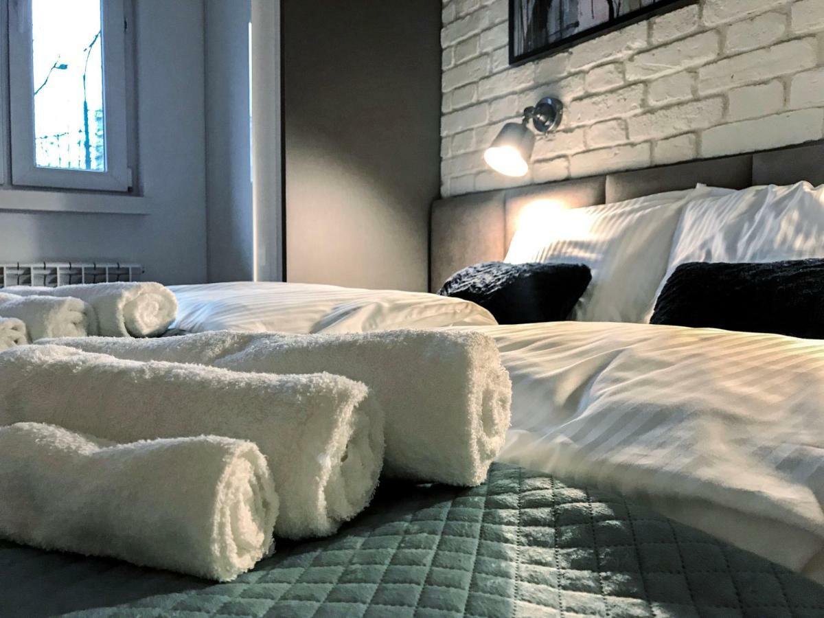 Your Private 5-Star Home In Katowice # 5-Minute Walk To Spodek, 10 Minutes To City Center Dış mekan fotoğraf
